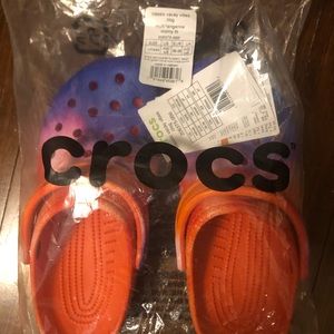 crocs